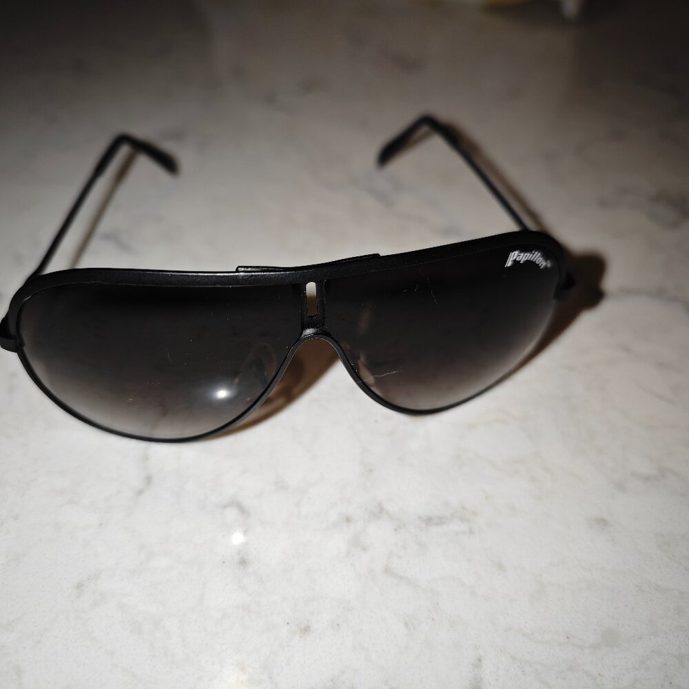 Papillon sunglasses  Aviator style